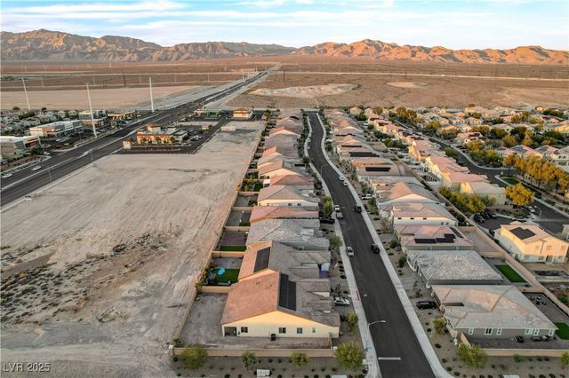 6205 Gambetta Street, Las Vegas, NV 89115