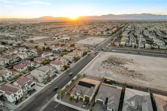 6205 Gambetta Street, Las Vegas, NV 89115