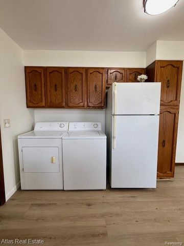 350 E Rising Street, Davison, MI 48423