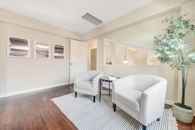 1568 Mallorca Drive, Vista, CA 92081