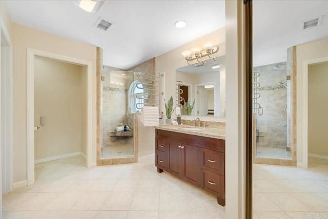 1568 Mallorca Drive, Vista, CA 92081
