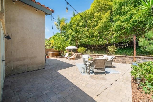 1568 Mallorca Drive, Vista, CA 92081
