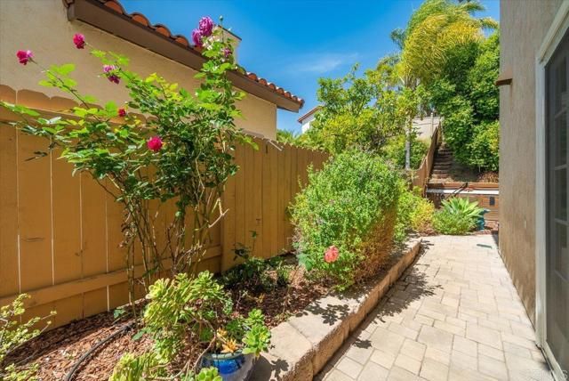 1568 Mallorca Drive, Vista, CA 92081