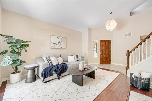 1568 Mallorca Drive, Vista, CA 92081