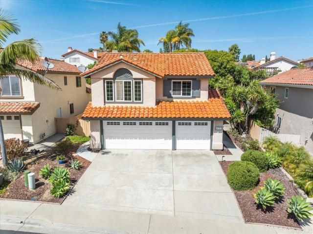 1568 Mallorca Drive, Vista, CA 92081