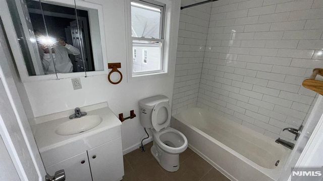 766 E 26th Street 2, Paterson, NJ 07504