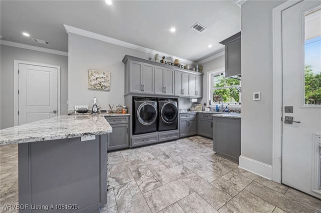 5926 W Skyview Circle, Van Buren, AR 72956
