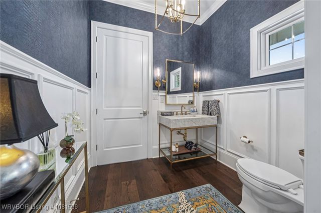 5926 W Skyview Circle, Van Buren, AR 72956
