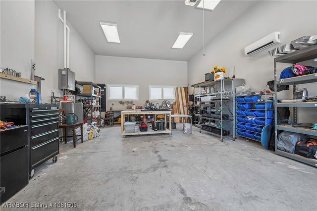 5926 W Skyview Circle, Van Buren, AR 72956