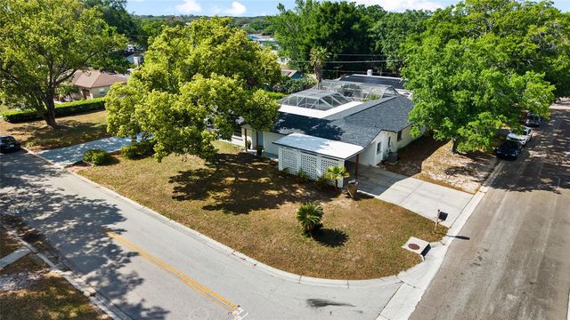 6128 E 111TH AVENUE, Temple Terrace, FL 33617