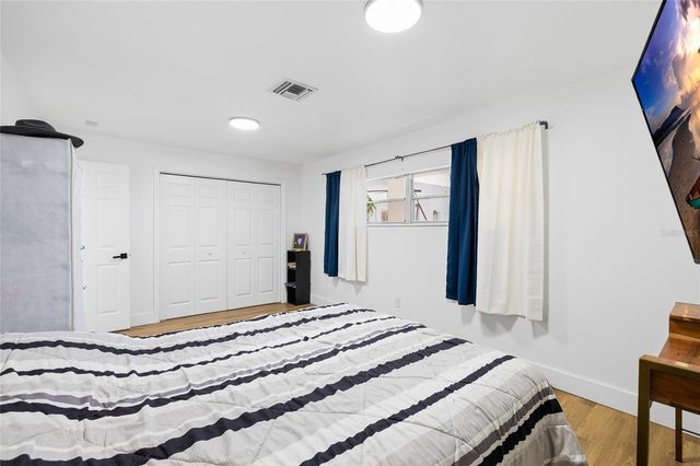 6128 E 111TH AVENUE, Temple Terrace, FL 33617