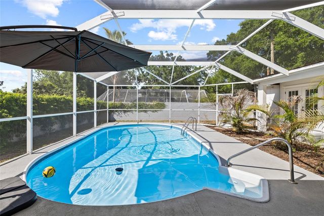 6128 E 111TH AVENUE, Temple Terrace, FL 33617