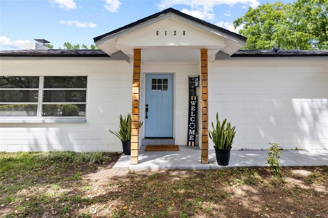 6128 E 111TH AVENUE, Temple Terrace, FL 33617