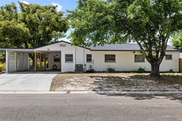 6128 E 111TH AVENUE, Temple Terrace, FL 33617