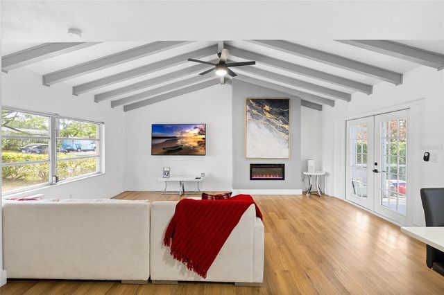 6128 E 111TH AVENUE, Temple Terrace, FL 33617