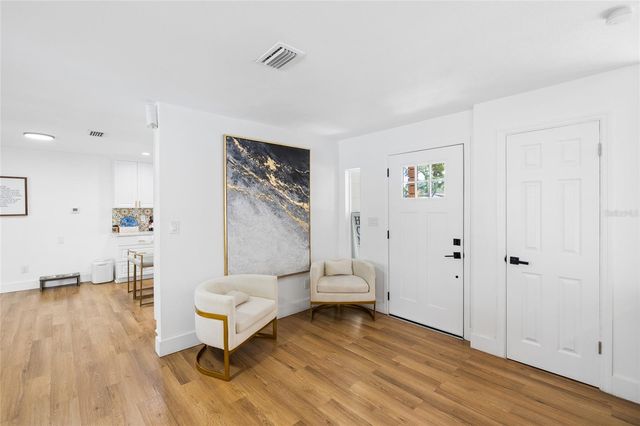 6128 E 111TH AVENUE, Temple Terrace, FL 33617