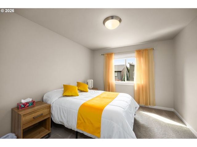 840 Se BACARRA St, Hillsboro, OR 97123