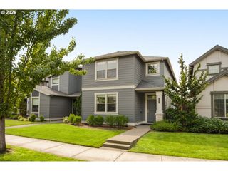 840 Se BACARRA St, Hillsboro, OR 97123
