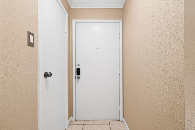 14777 Wunderlich Drive 1205, Houston, TX 77069