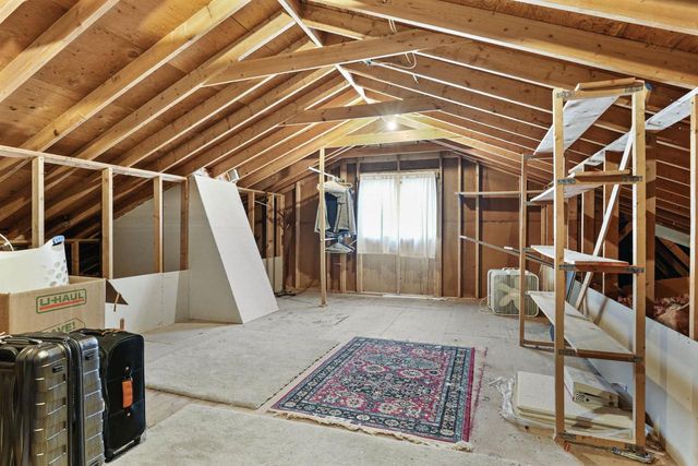 607 Greenway Road, Monona, WI 53716