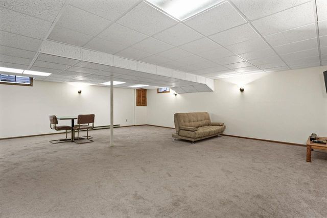 607 Greenway Road, Monona, WI 53716