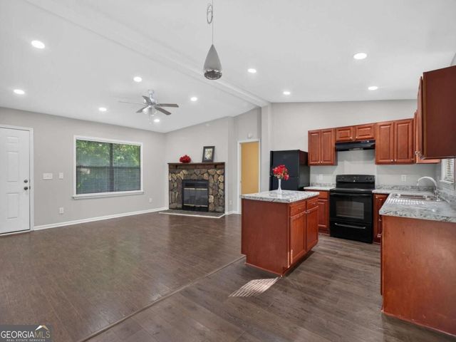 4185 Bradley Drive, Snellville, GA 30039