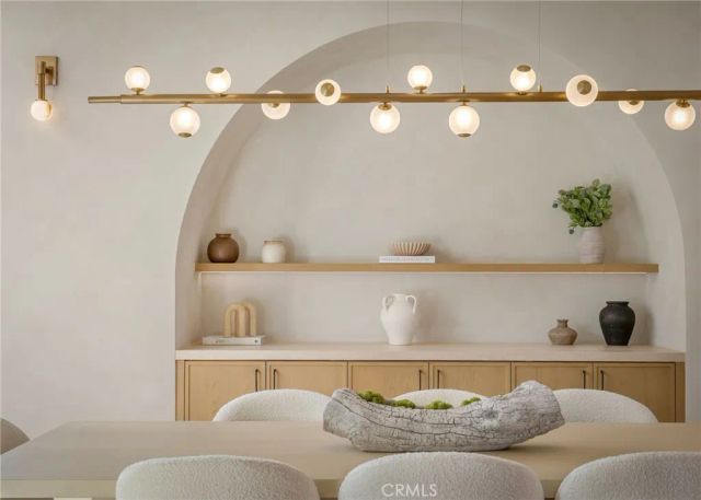 15447 Huston, Sherman Oaks, CA 91403