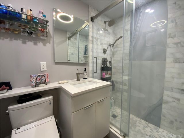 27010 Grand Central Parkway 10B, Floral Park, NY 11005