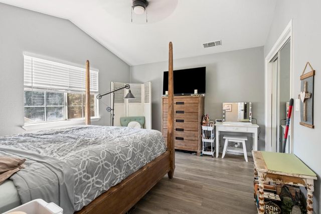 9049 Laguna Springs Way, Elk Grove, CA 95758