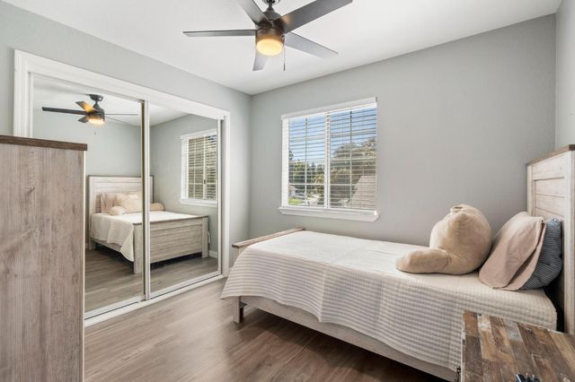 9049 Laguna Springs Way, Elk Grove, CA 95758