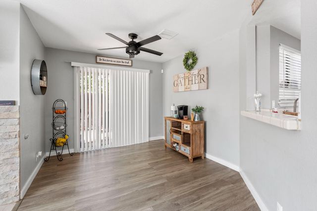 9049 Laguna Springs Way, Elk Grove, CA 95758