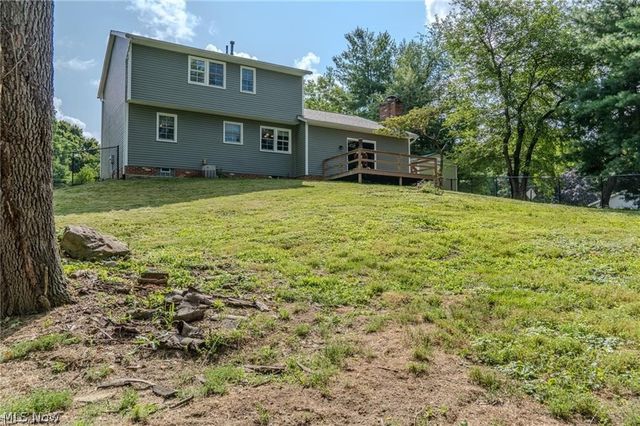 203 Albany Drive NW, Canton, OH 44708