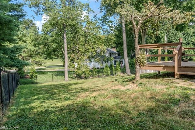 203 Albany Drive NW, Canton, OH 44708