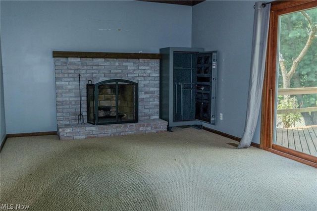 203 Albany Drive NW, Canton, OH 44708