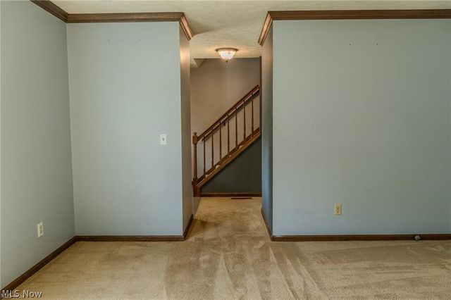 203 Albany Drive NW, Canton, OH 44708