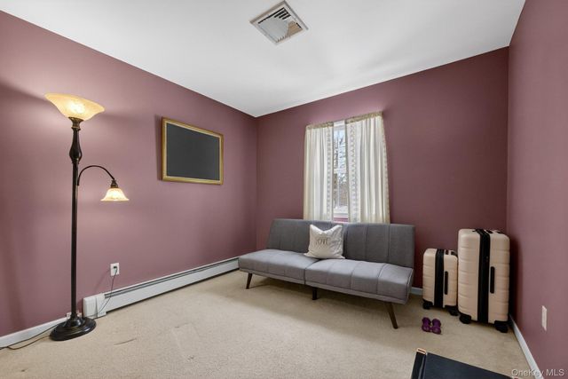 9 Yale Drive, Walden, NY 12586