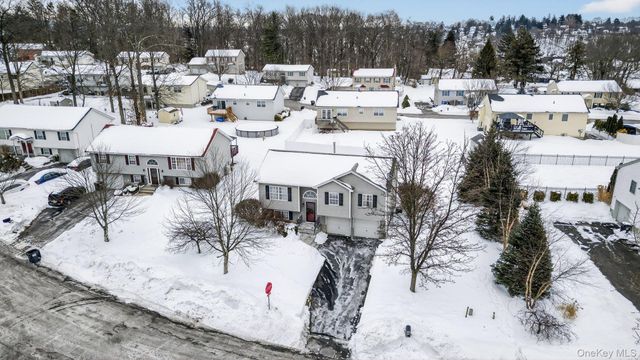 9 Yale Drive, Walden, NY 12586