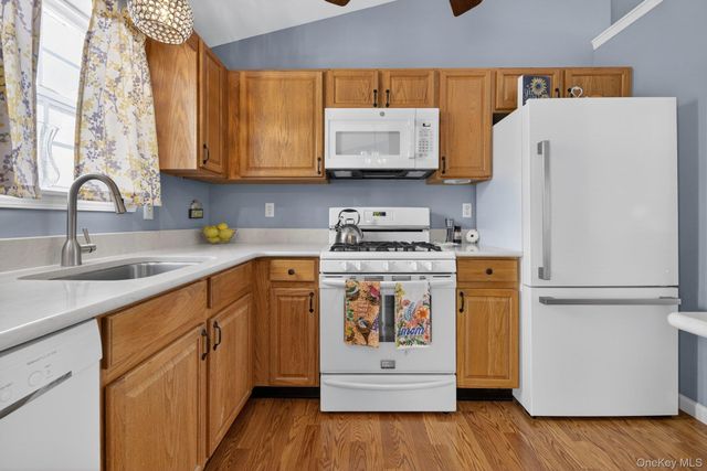 9 Yale Drive, Walden, NY 12586