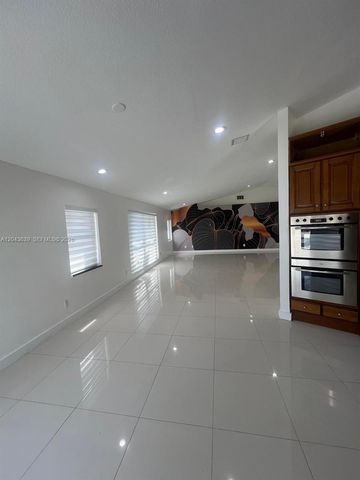 19227 NW 22nd St, Pembroke Pines, FL 33029