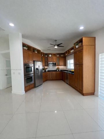 19227 NW 22nd St, Pembroke Pines, FL 33029