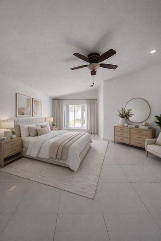19227 NW 22nd St, Pembroke Pines, FL 33029