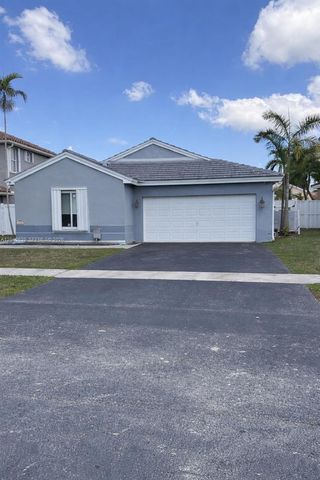 19227 NW 22nd St, Pembroke Pines, FL 33029