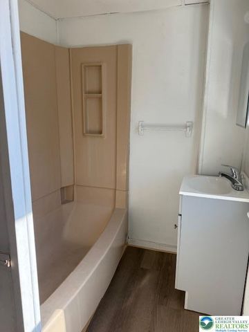 148 Chestnut Street, Allentown City, PA 18101