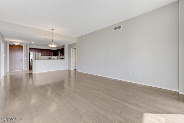 8255 LAS VEGAS Boulevard 1816, Las Vegas, NV 89123