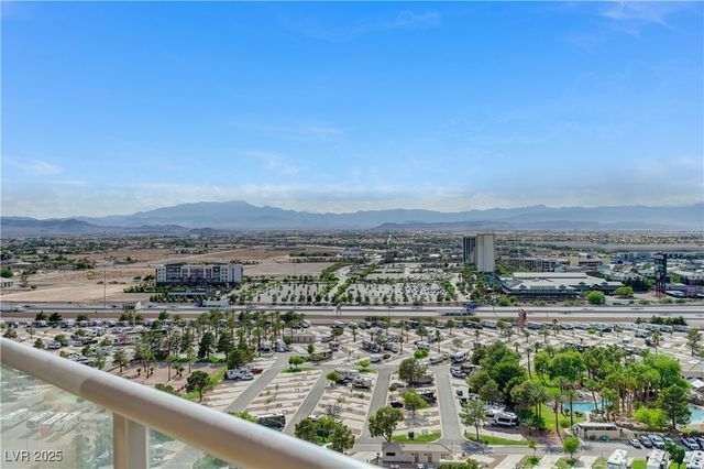 8255 LAS VEGAS Boulevard 1816, Las Vegas, NV 89123