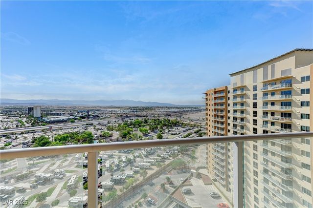 8255 LAS VEGAS Boulevard 1816, Las Vegas, NV 89123