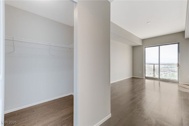 8255 LAS VEGAS Boulevard 1816, Las Vegas, NV 89123