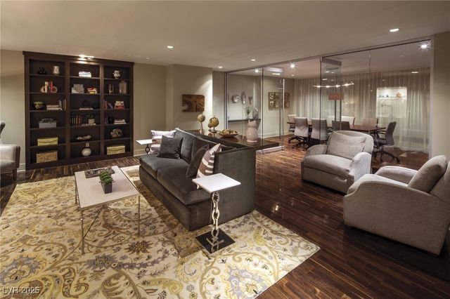 8255 LAS VEGAS Boulevard 1816, Las Vegas, NV 89123