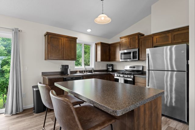 840 Highview Loop SE, Pine City, MN 55063