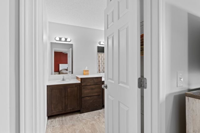 840 Highview Loop SE, Pine City, MN 55063